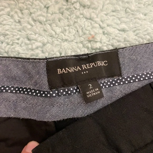 EUC Banana Republic Black Chino Shorts - Picture 4 of 4